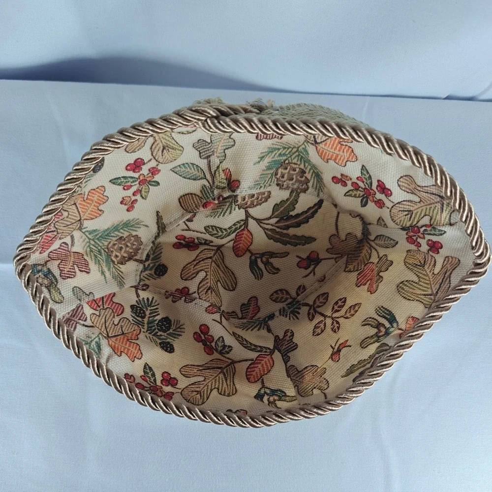 2009‎ Longaberger Small Chestnut Oval Diamond Basket Set w/Protector and Liner